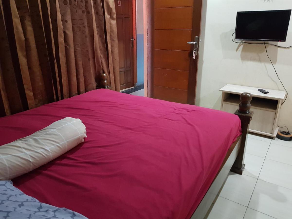 Hotel Alifah 1 Syariah Rawabokor Dua Экстерьер фото
