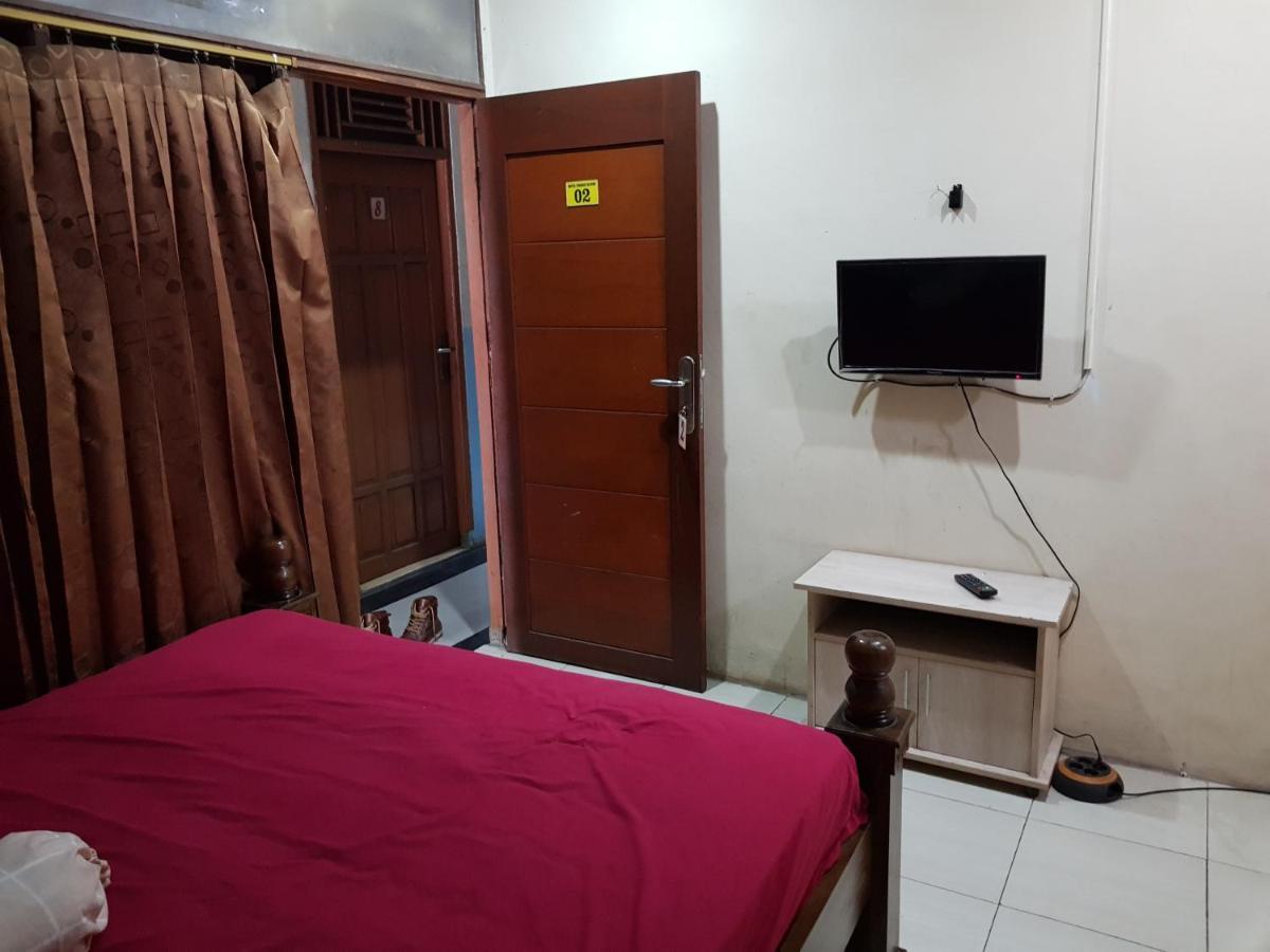 Hotel Alifah 1 Syariah Rawabokor Dua Экстерьер фото