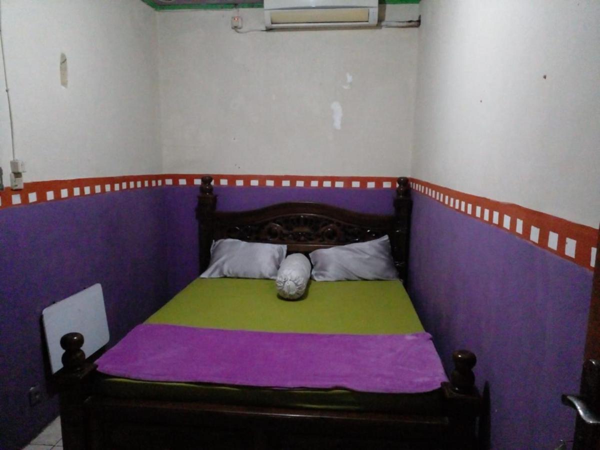 Hotel Alifah 1 Syariah Rawabokor Dua Экстерьер фото